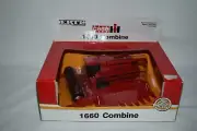 Ertl 1:64 Case International 1660 Combine 2-Heads #655