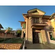 Huge Homestay In Town! Can Fit 15-20 Pax
