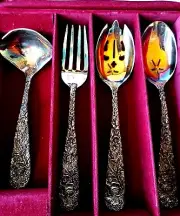 Vintage NIB Godinger Olde Bouquet Old SP Repousse 4 pc Boxed Service Serving Set