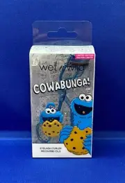 Wet n Wild Limited Ed. Sesame Street Cookie Monster "Cowabunga!" Eyelash Curler