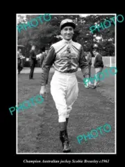 OLD POSTCARD SIZE PHOTO OF CHAMPION AUSTRALIAN JOCKEY SCOBIE BRESLEY c1961