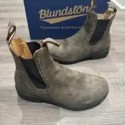 Blundstone BL 1351 Rustic Brown Tall Chelsea Boots Women’s Size 8.5