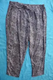 AUTOGRAPH NEW SOFT Pants Ankle Crop Size 20. Grey/Black NEW rrp $69.99 PULL-ON