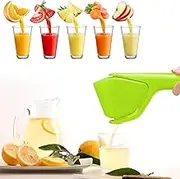 ZUOLUN Manual Lemon Squeezer Lime Juicer: Handheld Lemon Juicer Easy to Squeeze, Long Ergonomic Handle Juice Press, Save Effort Hand Press Fluicer for Fresh Fruit, Citrus Lemon Lime Orange (Green)