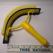 mane and tail comb with sweatscraper