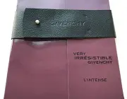 RARE PROMO LIV TYLER VERY IRRESISTIBLE GIVENCHY L'INTENSE FRAGRANCE PRESS KIT
