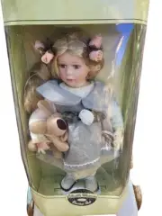 Vtg KMart Collectible Memories Genuine Porcelain Doll Chloe Lim Collectors