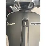 徽標正面面罩壓紋三維字母或數字 VESPA SPRINT PRUMAVERA LX LXV LT GTTV GTV