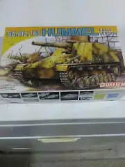 Dragon models Hummel Sd.Kfz 165 tank model kit New in 1/72 scale no.7244