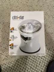 Citristar CS-1000 Citrus Juicer, Electric Juicer for Oranges and Lemons FS