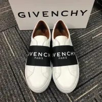 在飛比找蝦皮購物優惠-Givenchy  男士白色 繃帶休閒鞋 經典款 MS 碼數