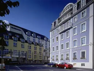 DAS v EVERT Hotel - am Congress Centrum Wurzburg