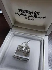 在飛比找Yahoo!奇摩拍賣優惠-愛馬仕  Hermes 凱莉包 925 純銀 silver 