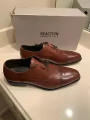 NWT MSRP $120 REACTION KENNETH COLE PURE HEARTED COGNAC LACE UPS SIZE 11M