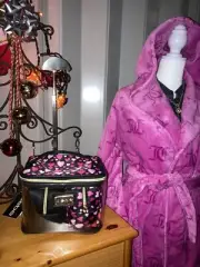 Juicy Couture Women's Pink Logo Bath Robe Fluffy Soft Glam Fun Size Small/Medium