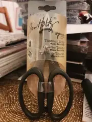 Tonic Studios Tim Holtz Non-Stick Micro Serrated Scissors 7"