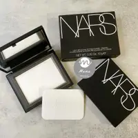 在飛比找蝦皮購物優惠-沐媽☀️正品開發票 NARS 裸光 蜜粉餅 裸光幻彩蜜粉餅 