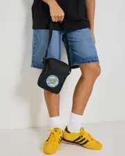 [Santa Cruz] Santa Cruz Women's Mfg Dot Retro Messenger Bag in Black One Size Black