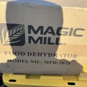 Magic Mill Food Dehydrator / Machine - 7 Stainless Steel Trays MFD-7070 / Works