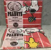 1971 Stevens Utica Peanuts Snoopy Twin Fitted Sheet & Standard Pillowcase Red