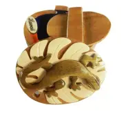 Gecko on Leaf - Wooden Puzzle Box