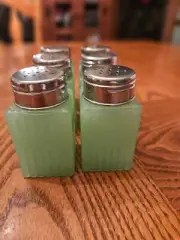Vtg TPC Jadeite Salt/pepper shakers. Ribbed glass. Retro. Set of 6