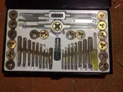 Tap & Die + wrench kit Set 40 Metric Odd aizes: M3 to M12 NPT 1/8"