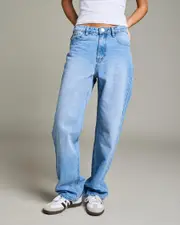 [DESU] DESU Women's Frankie Mom Jeans in Blasted Mid Blue Size 4 4 Blasted Mid Blue