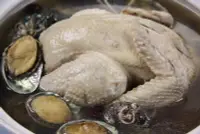 在飛比找Yahoo!奇摩拍賣優惠-【年菜系列 】鮑魚人蔘雞湯 帶殼鮑魚(30顆/1000g)/