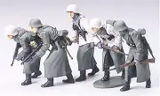 Tamiya 35256 1/35 German Assault Infantry w/Winter Gear