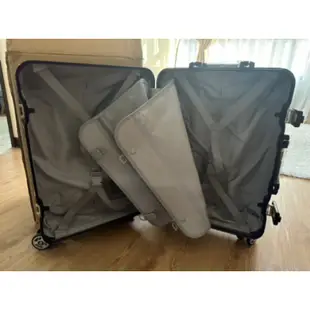 🇹🇼全新🇹🇼賓利Bentley行李箱/鋁合金材質黑色行李箱/旅行行李箱/登機箱/旅行箱/拉桿箱