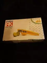 RUKU Kitchen Citrus Lemon Lime Squeezer Juicer & Storage Container New