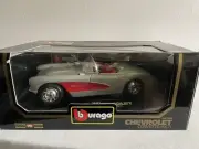 1957 CHEVROLET CORVETTE 1/18 BbURAGO DIECAST NIB MADE IN ITALY #3024 RARE HTF