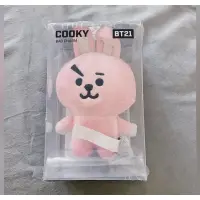 在飛比找蝦皮購物優惠-BT21 COOKY站立娃娃吊飾