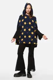Wiz Knit Cape