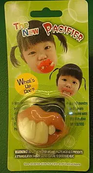 在飛比找Yahoo!奇摩拍賣優惠-食品級矽膠安撫奶嘴 搞怪造型奶嘴 嬰兒搞怪安撫奶嘴 拇指型安