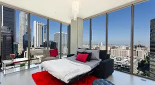 洛杉磯市中心黑色和紅色頂層公寓Urban Dtla Black and Red Penthouse