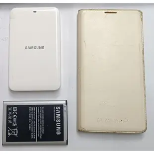 SAMSUNG GALAXY Note 3 5.7吋,功能正常,附2個電池,座充,觸控筆,螢幕保護貼尚未拆下