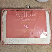 WILLOW QUEEN Comforter White Pure Long-strand Silk Hypoallergenic New W/Tags