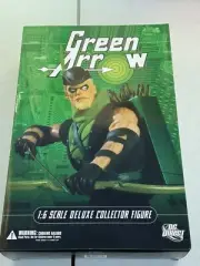 RARE DC Direct GREEN ARROW 1/6 SCALE 13" DELUXE COLLECTOR ACTION FIGURE New 1:6
