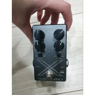 Darkglass electronics Microtubes X Bass 前級 效果器