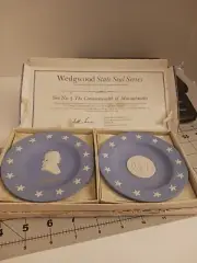 VTG WEDGWOOD JASPERWARE STATE SEAL SERIES THE COMMONWEALTH OF MASSACHUSETTS NIB