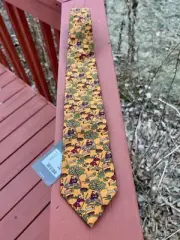 Etro NWT silk neck tie in orange with Fox hunting scene