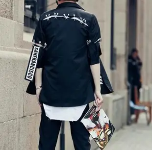 FINDSENSE品牌 男 時尚 街頭 潮 字母英文印花 特色別針設計 寬鬆 五分袖襯衫 中袖襯衫