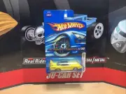 Hot Wheels 2006 #001 1970 Plymouth Superbird 1 of 38 Yellow First Editions B2