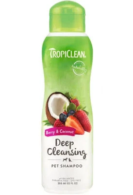 TropiClean Shampoo Berry & Coconut Deep Cleansing 355mL