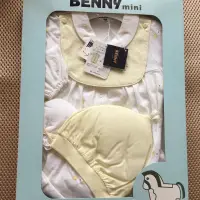 在飛比找蝦皮購物優惠-全新 Benny Mini 禮盒 冬天