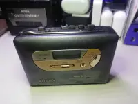 在飛比找Yahoo!奇摩拍賣優惠-拾荒者 古早 日本製 aiwa  JX629 卡帶 收音 隨