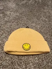 Urban outfitters smiley beanie hat C27-7