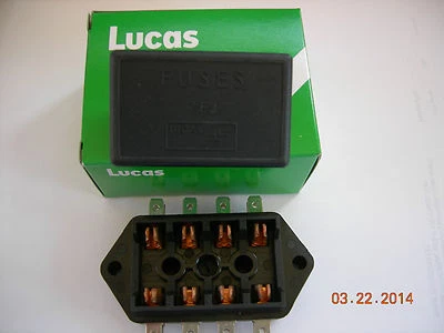 MG MGB GT MIDGET AUSTIN HEALEY SPRITE LUCAS FUSE BOX & COVER